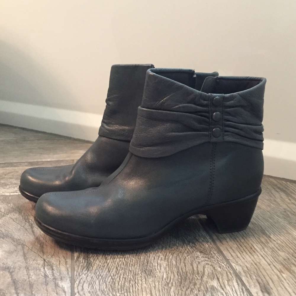 Clark’s gray booties